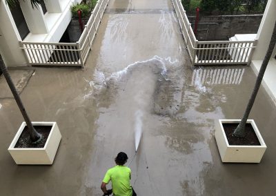 Hawaii Concrete and Driveway Cleaning